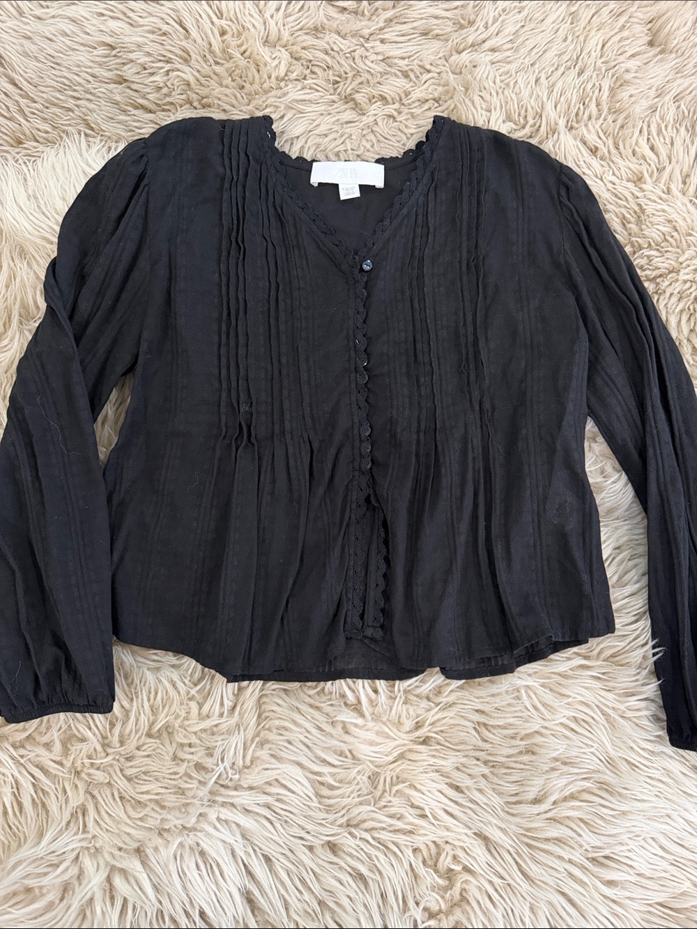 Zara kids Black Pintuck Button-Front Blouse